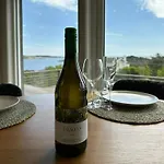 Tatil Evi With Views And A Large Terrace In Søgne