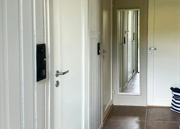 度假居 With Views And A Large Terrace In *