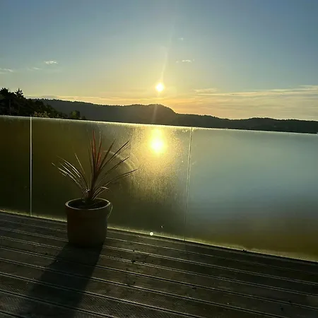 With Views And A Large Terrace In Feriehus Søgne