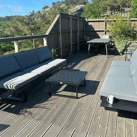 With Views And A Large Terrace In Feriehus